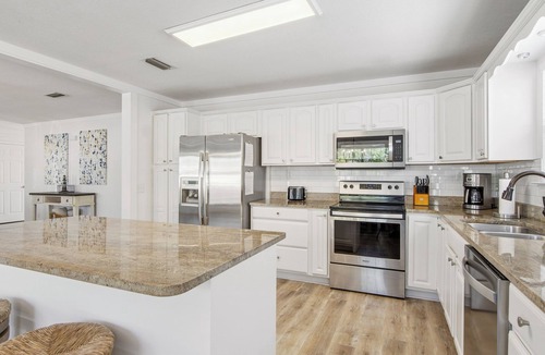 Hollywood Beach House | Kick Off Summer Right! June Dates Available -Private Pool, 2 blocks from beach!