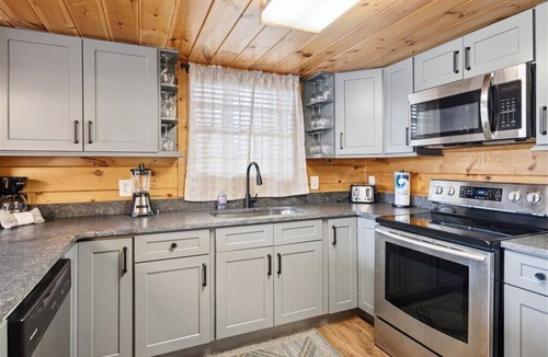 Pigeon Forge Cabin | Kid-Friendly Cabin w/a View