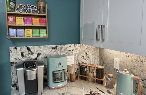 Boyes Hot Springs House | Kid Friendly with Breathtaking Views on 10 Acres