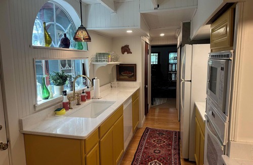 Mount Gretna Heights Cottage | ​Kid-Friendly Woods Hub! Walk to Lake & Shows