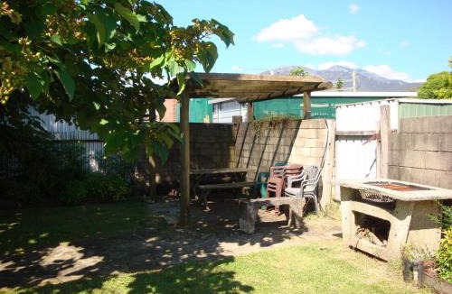 Mount Beauty House | Kiewa View