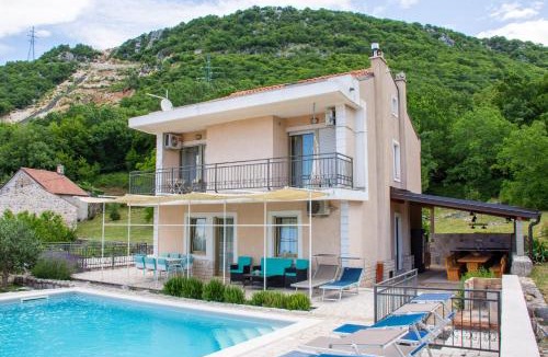 Krizisce House | Kika's Home