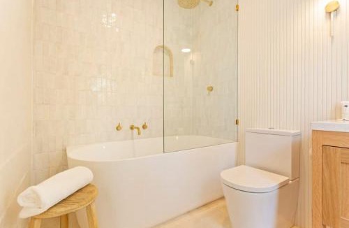 Cowes House | Kilara Cottage 3-Bed 2-Bath