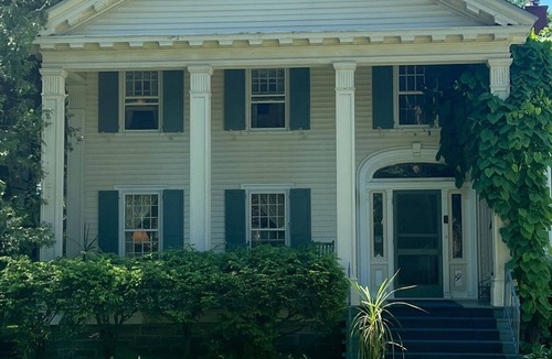 Whippleville House | Kilburn Manor 1820 Historical house