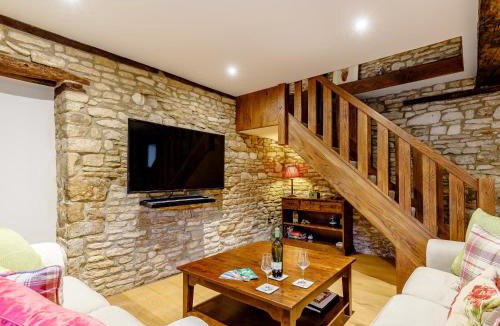 Didmarton House | Kilcot Coach House