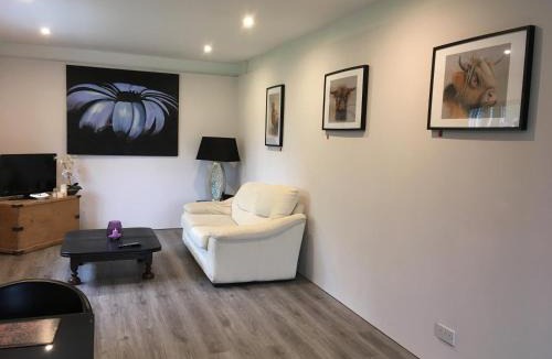 Petersfield House | killarney barn