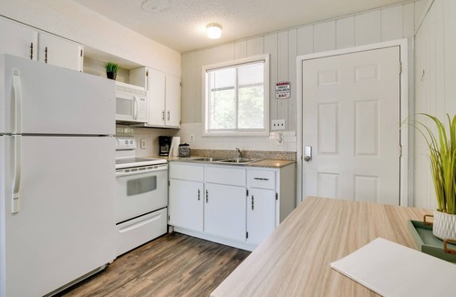 Kimberling City Cottage | Kimberling City Oasis: Boat Slip, Kayaks & More!