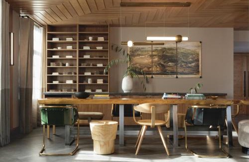 Downtown Bozeman Hotel | Kimpton - Armory Hotel Bozeman by IHG