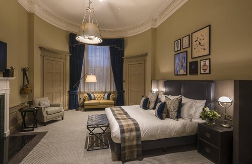 New Town Hotel | Kimpton Charlotte Square by IHG