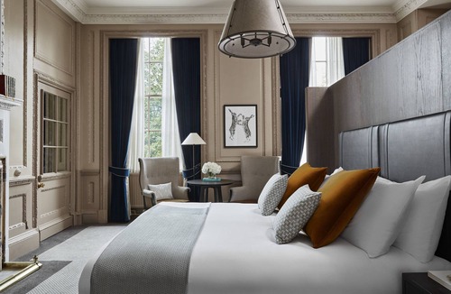 New Town Hotel | Kimpton Charlotte Square by IHG