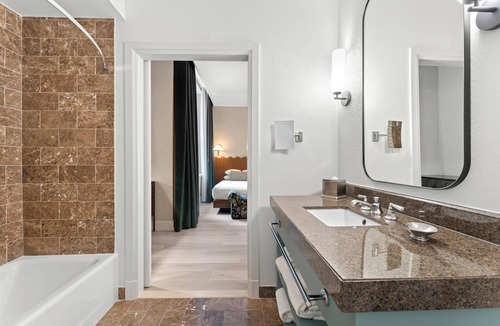 Downtown Baltimore Hotel | Kimpton Hotel Monaco Baltimore Inner Harbor by IHG