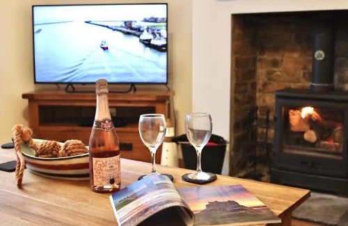 Amble House | Kindly Light Cottage