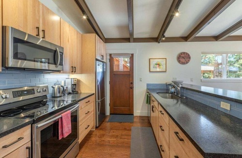 Carnelian Bay House | Kindred Tahoe Cabin in Carnelian Bay