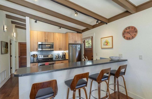 Carnelian Bay House | Kindred Tahoe Cabin in Carnelian Bay