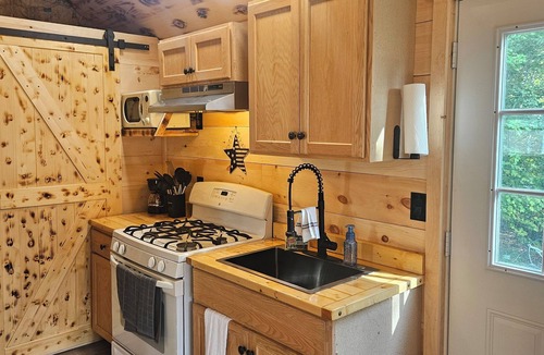 Rockwood Cabin | Kineo Area Getaway. nNow Heart of Moosehead Lodge and Camps,llc