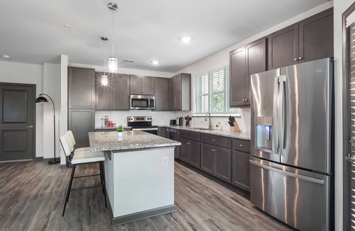 North Raleigh Apartment | King 3BR Suite in North Raleigh