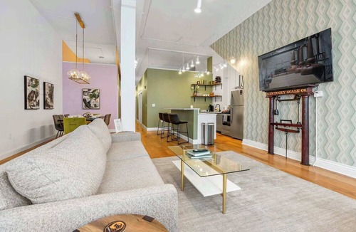 Shelby Park Apartment | KING ADA Sleep8 4Beds 2BA Swepson Escape 101
