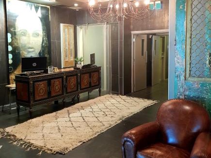 New Plymouth CBD Hotel | King and Queen Hotel Suites