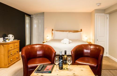 Tintagel Hotel | King Arthurs Arms