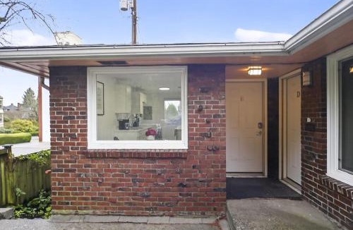 New Tacoma Apartment | King Bed 1BDR Stadium District