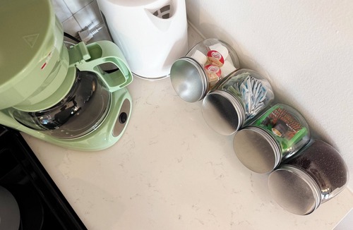 Norris Square Apartment | King Bed Apt w/RoofTop Lounge King Bed Elevator Gym