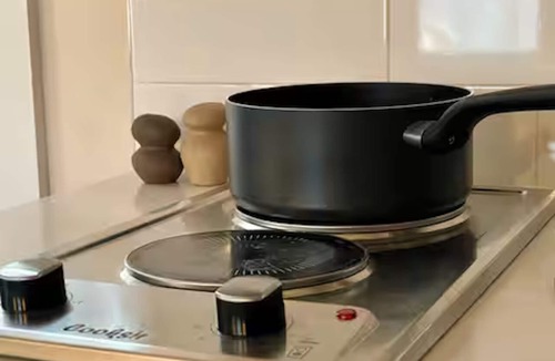 Ellenville Cabin | King Bed & Hot Tub, Unit C