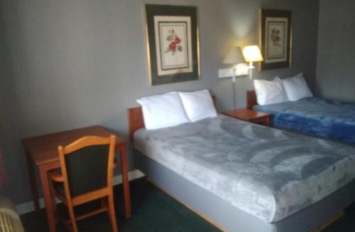 Livingston Apartment | King Bed Hotel Studio 127