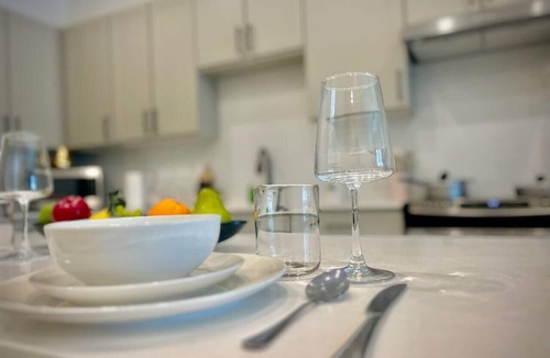 Sherman Apartment | King Bed · Near Med Center · Long Worker Stays