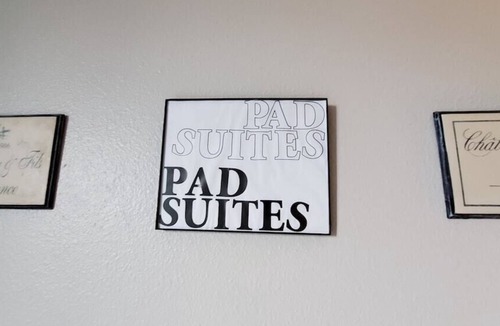 Far North Dallas Apartment | King Bed + Pool in Great Location by Galleria - A