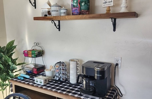 John Day House | King bedroom, sleeps 6