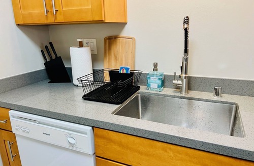 Santa Clara Condo | King bedroom with full amenities