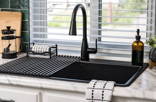 Berkley House | King Beds, In-Unit Laundry, Full Kitchen Close to Downtown Denver & Red Rocks!