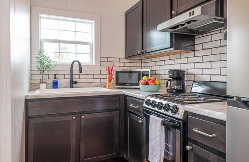 Gilbertsville Cabin | King Cabin with Kitchen, Living Area with Sleeper Sofa, Porch, Private Grill and Pool Access
