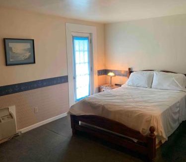 Historic Old Town Hotel | King George Inn Hotel