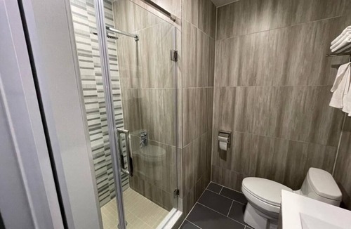 Brooklyn Hotel | King Hotel Brooklyn Sunset Park