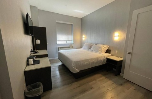 Brooklyn Hotel | King Hotel Brooklyn Sunset Park
