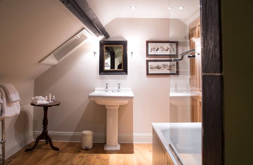 Tollard Royal Hotel | King John Inn