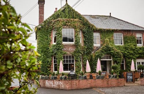 Tollard Royal House | King John Inn