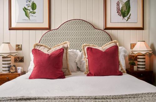 Tollard Royal House | King John Inn