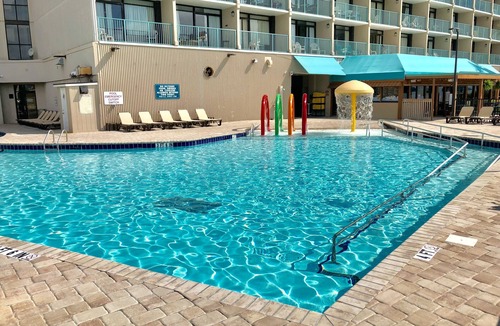 Myrtle Beach Condo | KING OCEANFRONT CONDO ON GOLDEN MILE IN MYRTLE BEACH