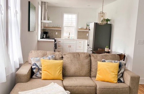 Laurium Apartment | King on Union