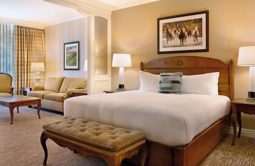 Cheyenne Hotel | King Pool | Little America | Poolside Days, Golf Access, Resort Calm | 2 Units