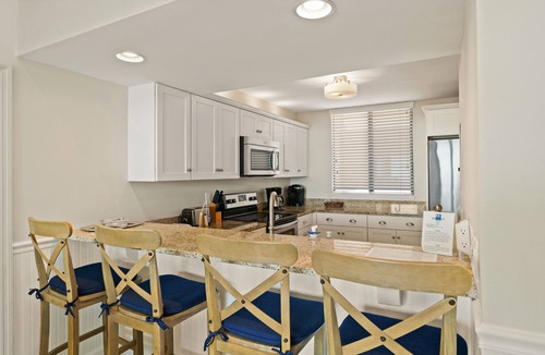 Saint Simons Island Condo | King & Prince Oceanfront South Villa with Beach and Resort Amenities