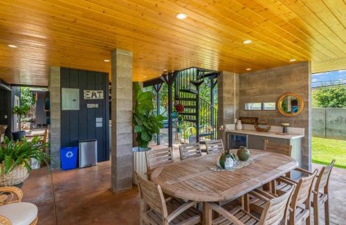Paia House | King Room-Mangolani Inn