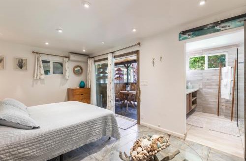 Paia House | King Room-Mangolani Inn