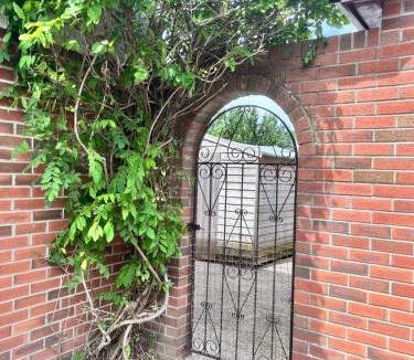 Glandyfi Apartment | King room - PenrhynCoch - Aberystwyth