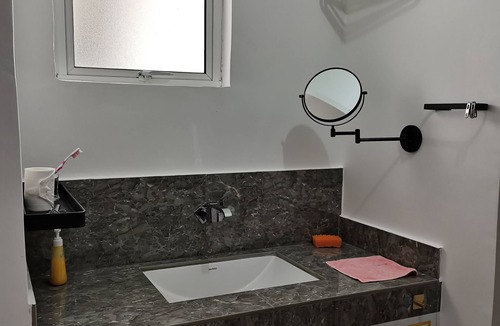 Kampung Pandan Dalam Apartment | King Room with Lake View