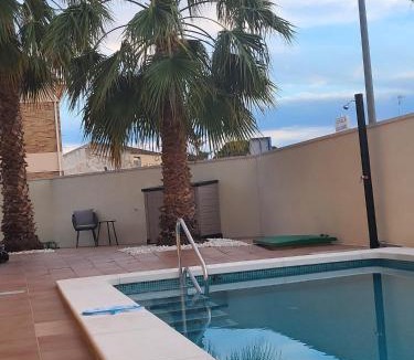 Santiago de la Ribera House | King`s Apartments