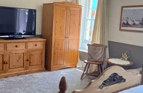 Lostwithiel Bed & Breakfast | King's Arms