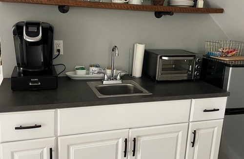 Narvon Apartment | King's Country Suite